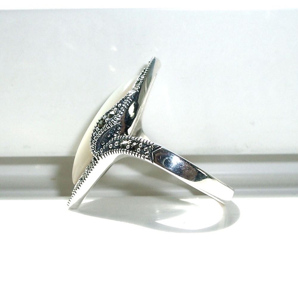 Mother Of Pearl Marcasite Ring 925 Sterling Silver Marquise Women's - Picture 8 of 15